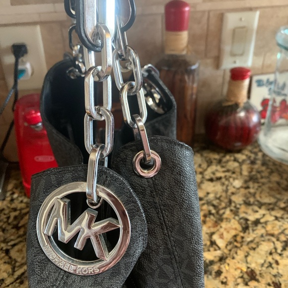 Michael Kors Gray & Black Logo Fulton Handbag - Picture 11 of 11